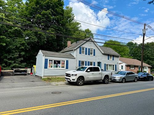 145 Winn St, Woburn, MA, 01801-2824 | Card Image