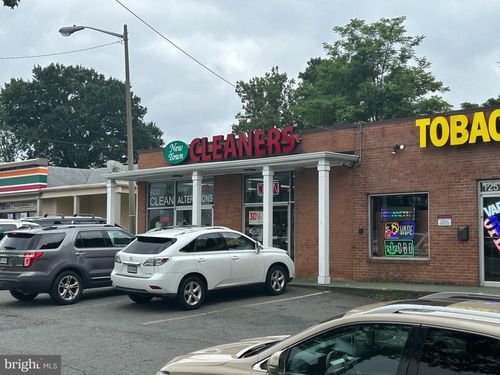 12518 Gordon Blvd, Woodbridge, VA, 22192-2657 | Card Image