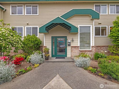 a204-603 7th Ave N, Edmonds, WA, 98020-3605 | Card Image