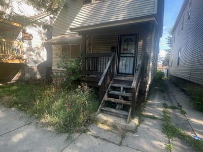 2808 E 93rd Street, House other with 3 bedrooms, 1 bathrooms and null parking in Chicago IL | Image 1