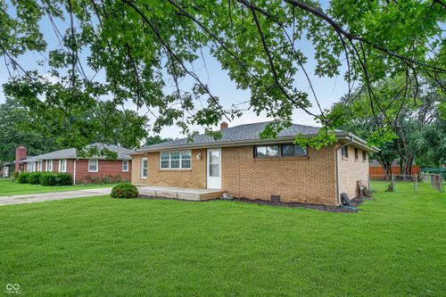 726 E School St, Anderson, IN, 46012-1400 | Card Image