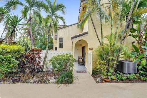 22322 Pineapple Walk Dr, Boca Raton, FL, 33433-5522 | Card Image