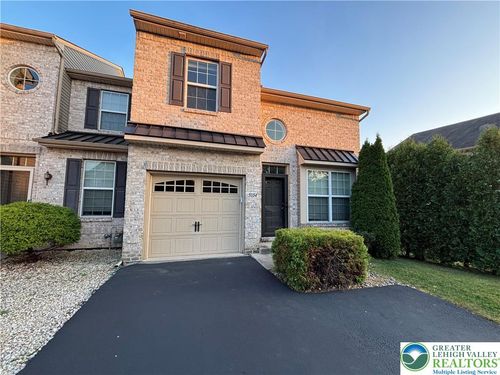 5054 Dale Trl, ALLENTOWN, PA, 18104-8206 | Card Image