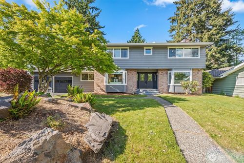 12514 Se 16th Street, Bellevue, WA, 98005 | Card Image