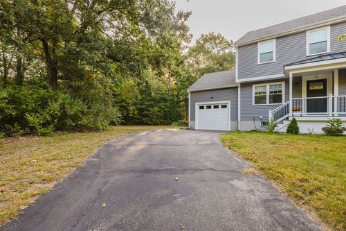 20-20 Beechwood Rd, Bellingham, MA, 02019-1125 | Card Image