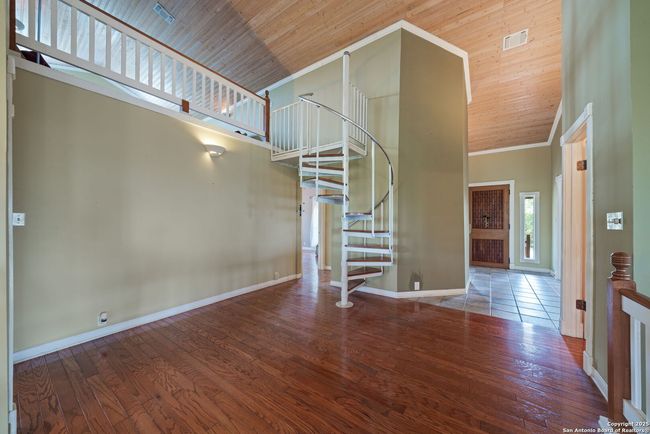 388 Oak Trl, House other with 3 bedrooms, 5 bathrooms and null parking in Pipe Creek TX | Image 12