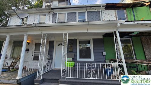 1149 W Wood St, Coal Township, PA, 17866-2219 | Card Image
