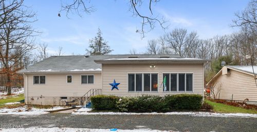 35 Perkins Pond Rd, Beach Lake, PA, 18405-3087 | Card Image