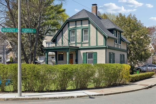 90 Florian St, Boston, MA, 02130 | Card Image