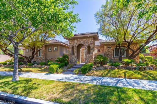2960 American River Ln, Las Vegas, NV, 89135-1713 | Card Image