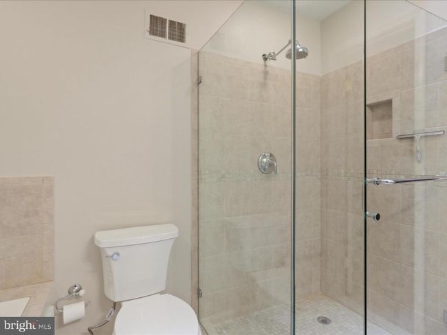 1564 Mclean Commons Ct, Townhouse with 3 bedrooms, 4 bathrooms and null parking in MCLEAN VA | Image 28