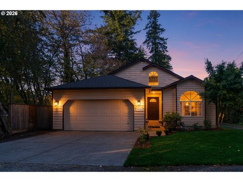 13741 Se Ramona St, Portland, OR, 97236-4443 | Card Image