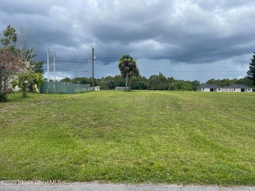 460 Hobart Ave Nw, PALM BAY, FL, 32907-5930 | Card Image