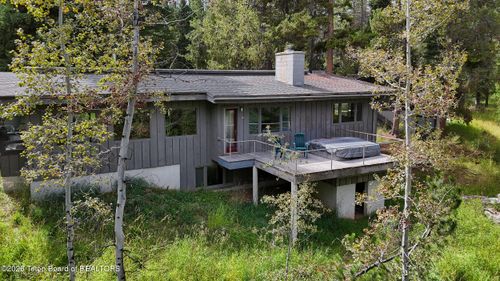 6215 W Heck-Of-A-Hill Rd, Wilson, WY, 83014 | Card Image