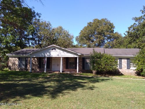 307 Clover Dr, Indianola, MS, 38751-2268 | Card Image