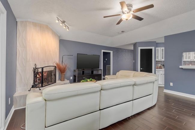 6510 Barrygate Dr, House other with 4 bedrooms, 2 bathrooms and 2 parking in Spring TX | Image 13