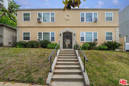 17-1238 S Beverly Glen Boulevard, Los Angeles, CA, 90024 | Card Image