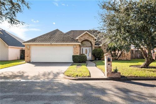 1602 Christians Cir, Harlingen, TX, 78550-2806 | Card Image