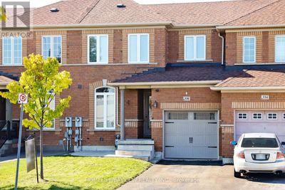 330 Hawkview Blvd, Townhouse with 3 bedrooms, 2 bathrooms and 3 parking in Woodbridge ON | Image 1