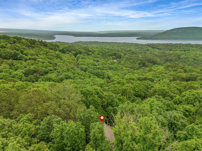 161 King Arthur Dr, House other with 3 bedrooms, 2 bathrooms and null parking in Fairfield Bay AR | Image 8