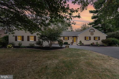 1607 Silver Spring Rd, Landisville, PA, 17538-1016 | Card Image