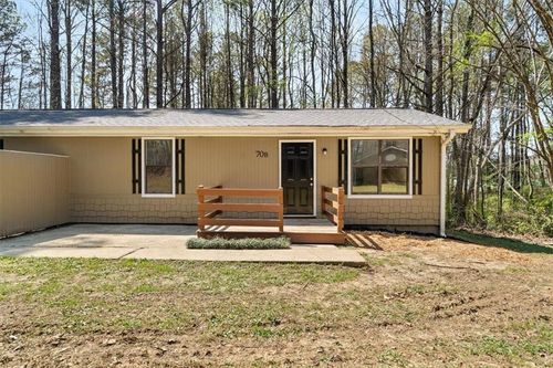 70 Lindsey Lake Rd, Dallas, GA, 30157-8923 | Card Image