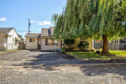 2822 Cherry St, Hoquiam, WA, 98550-3005 | Card Image