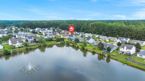 182 Highwoods Plantation Ave, Summerville, SC, 29485-6407 | Card Image
