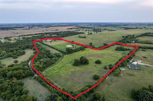 213 County Road 4725, Leonard, TX, 75452-6303 | Card Image