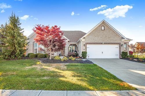 748 N Mayer Dr, Greenfield, IN, 46140-7220 | Card Image