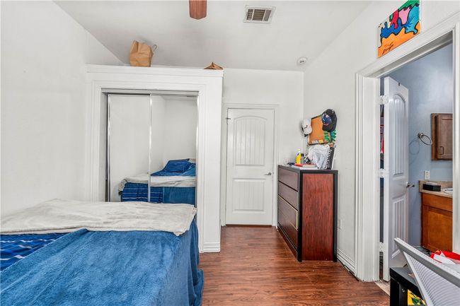 2410 S 2 Nd St, Condo with 3 bedrooms, 3 bathrooms and null parking in Waco TX | Image 25
