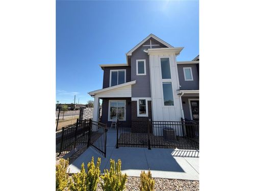 1940 S Poplar Ct, Denver, CO, 80224-2220 | Card Image