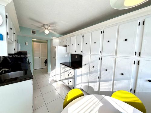 apt-1202-1833 S Ocean Dr, Hallandale Beach, FL, 33009-4964 | Card Image