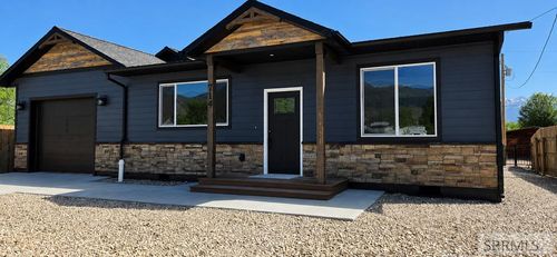 714 Idaho Avenue, Salmon, ID, 83467 | Card Image