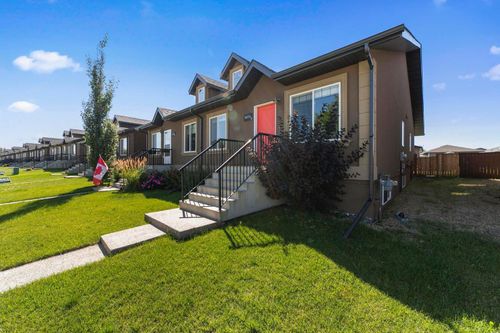 4414B 73 Street, Camrose, AB, T4V5E2 | Card Image
