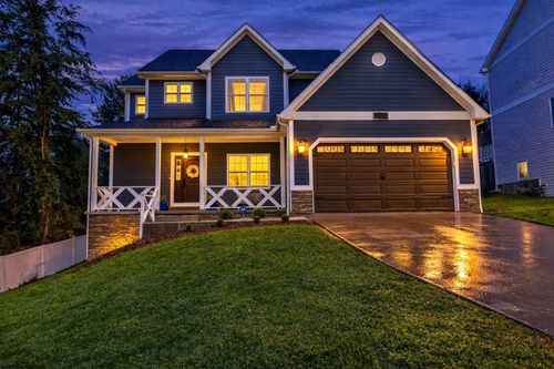 349 Villa View Dr, Morgantown, WV, 26505-2092 | Card Image