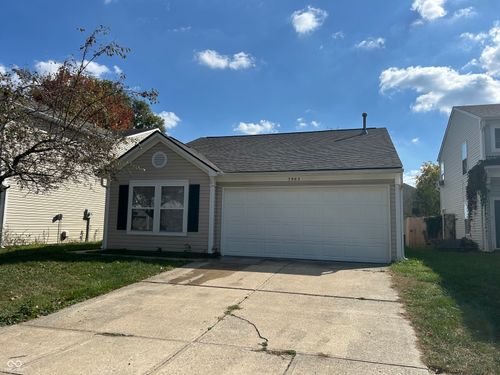 5965 Redcliff North Ln, Plainfield, IN, 46168-7581 | Card Image