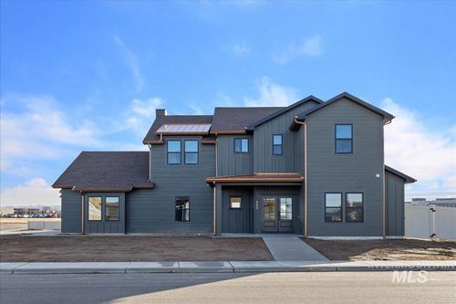 689 Canyon Crest Drive W., Twin Falls, ID, 83301 | Card Image