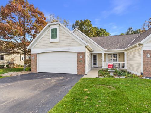 481 Timberlake Dr E, Holland, MI, 49424-5341 | Card Image