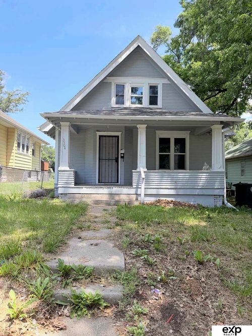 3504 Grand Avenue, Omaha, NE, 68111 | Card Image