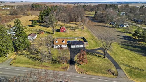 4126 W Il Route 64, MOUNT MORRIS, IL, 61054-9631 | Card Image