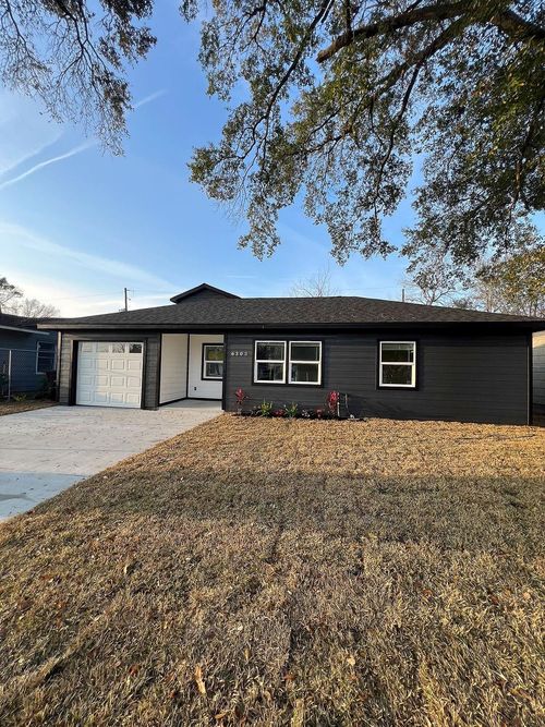 6303 Belarbor St, Houston, TX, 77087-6303 | Card Image