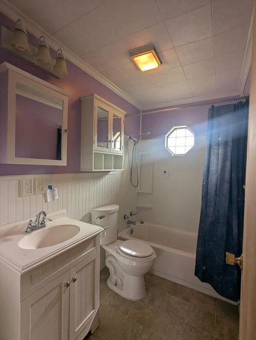 216 Miller Dr, Albion, MI, 49224-1139 | Card Image