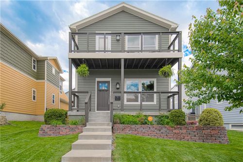 2546 Tracy Ave, Kansas City, MO, 64108-2938 | Card Image