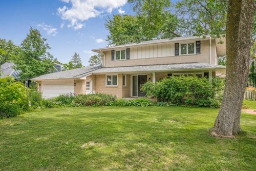 237 Campbell Dr, Hopkins, MN, 55343-9235 | Card Image