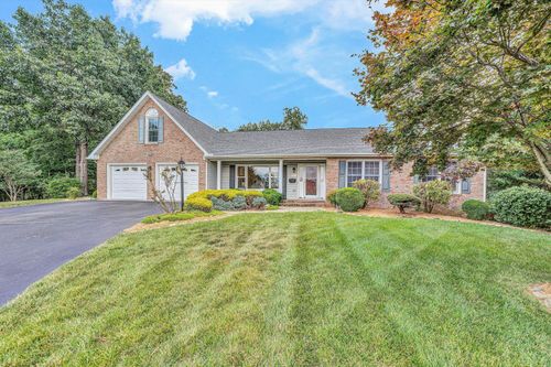1941 Springmill Rd, Salem, VA, 24153-4705 | Card Image