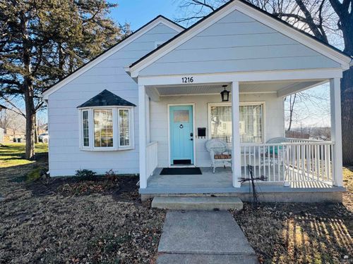 1216 Dexter, Clay Center, KS, 67432 | Card Image