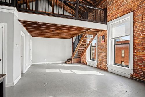 308-500 Delaware Street, Kansas City, MO, 64105 | Card Image