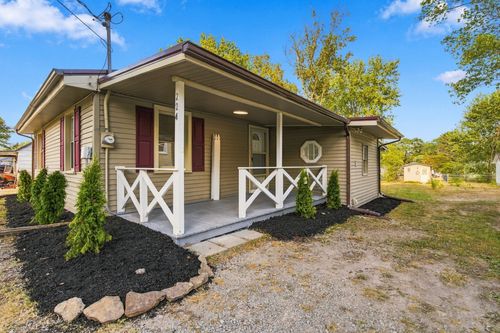 224 Lee St, Tullahoma, TN, 37388-3174 | Card Image