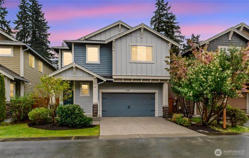 17903 33rd Ave Se, Bothell, WA, 98012-8592 | Card Image